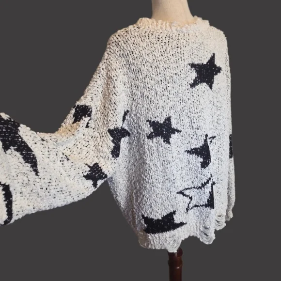POL Cream Black Star Sweater L | Popcorn Knit Oversized Distressed Cozy Knit - Picture 5 of 8